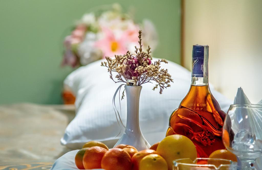 Optima Deluxe Kryvyi Rih Hotel Ngoại thất bức ảnh