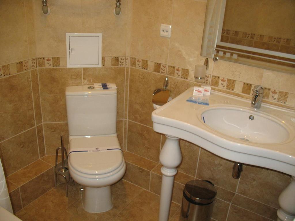 Optima Deluxe Kryvyi Rih Hotel Phòng bức ảnh